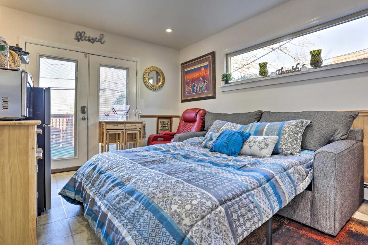Central Elmont Studio With Great Outdoor Space! Экстерьер фото